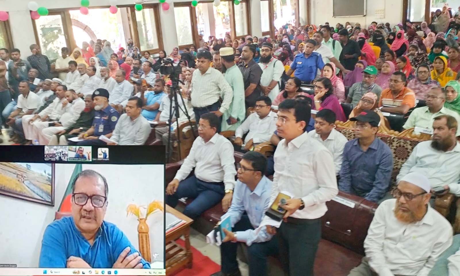 ফ্যামিলি কার্ডের টাকায় নারীর ক্ষমতায়ন তৈরি হবে : তথ্যমন্ত্রী