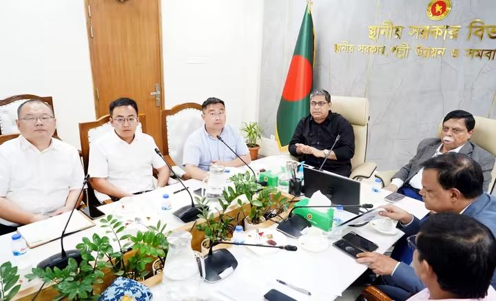 ঢাকা দক্ষিণের বর্জ্য থেকে ৪৫ মেগাওয়াট বিদ্যুৎ: চীনা প্রতিষ্ঠানের সঙ্গে সরকারের বৈঠক
