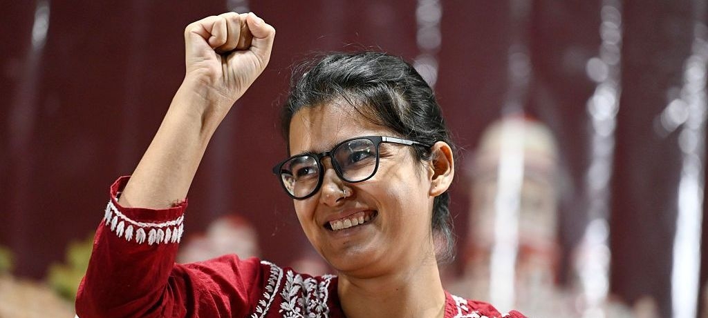 নেহা বোরা, বিজেপি সমর্থক পরিবারের মেয়ের আন্দোলনের 'অন্যতম মুখ' হয়ে ওঠার গল্প