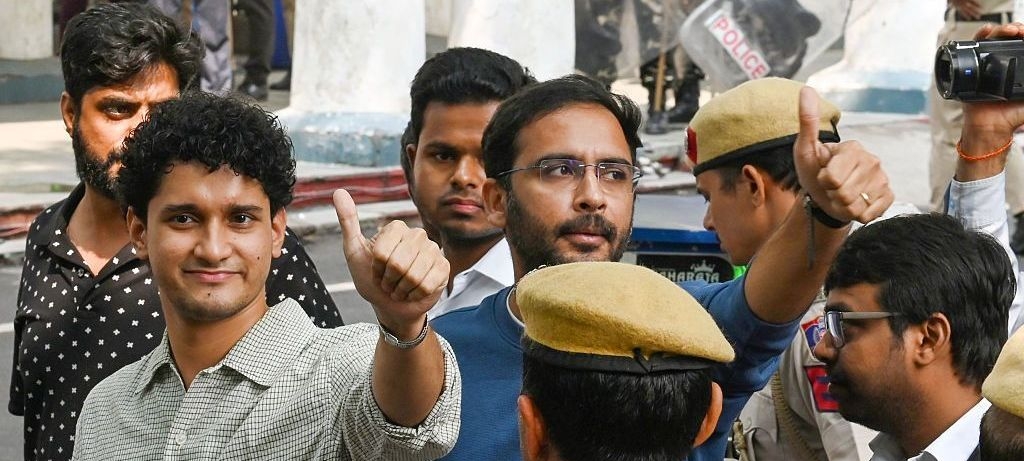 হেফাজতের মেয়াদ বাড়ানোর বিরুদ্ধে করা আবেদন কেন তুলে নিলেন সিজেপির আশুতোষ রাঙ্কা ও সৌরভ দাস?