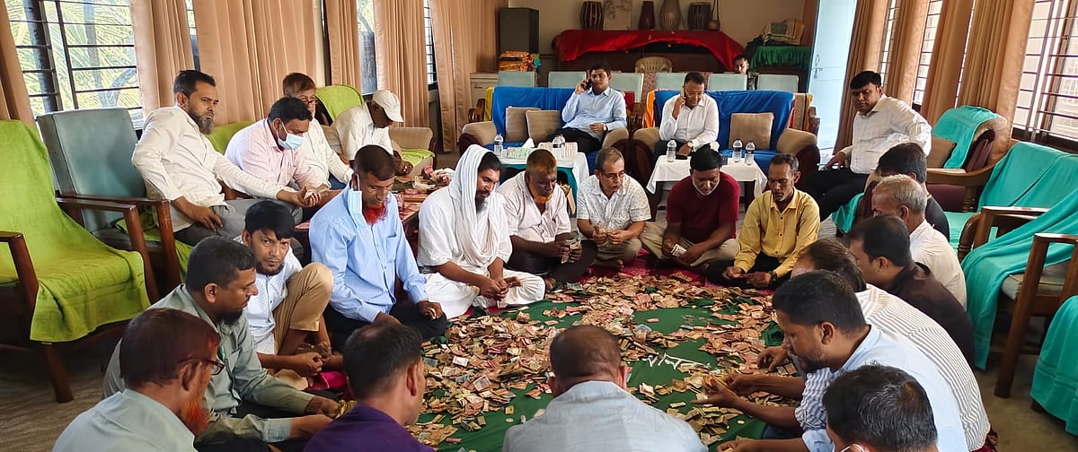দ্বিতীয়বার খোলা হলো লালন আখড়াবাড়ির দানবাক্স, কত টাকা পাওয়া গেল